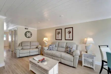 8360e491 218d 4fe2 b5a0 6c6ec7c53f02