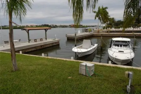 b62fadc5 0b8b 4d80 9bdd fa6ed33756c9