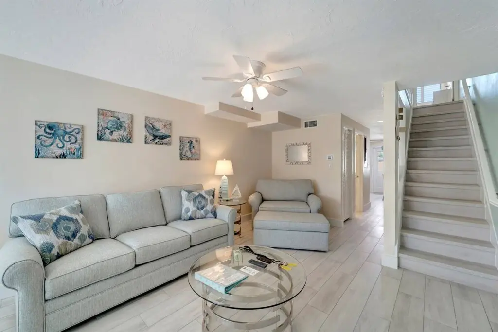 b9eca021 04ac 40fb 8c7a 5081618d8bbe