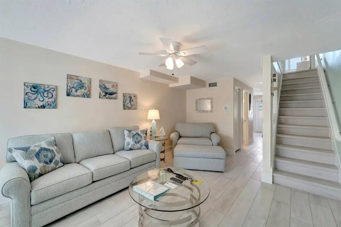 b9eca021 04ac 40fb 8c7a 5081618d8bbe