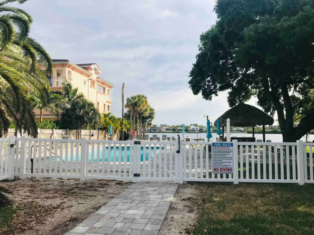 cd655cca 8902 489a b5fe bdb4c7cead0e