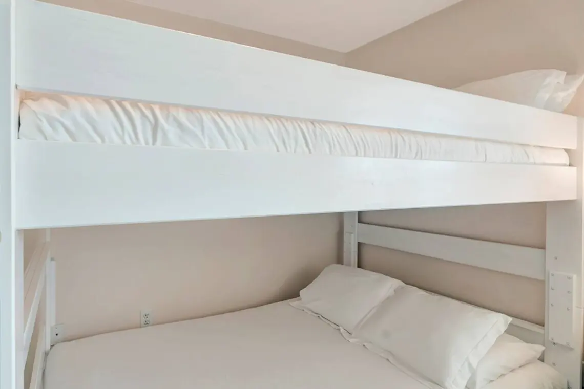 e5204ab1 cc26 4730 b48c eadf98dba9a8