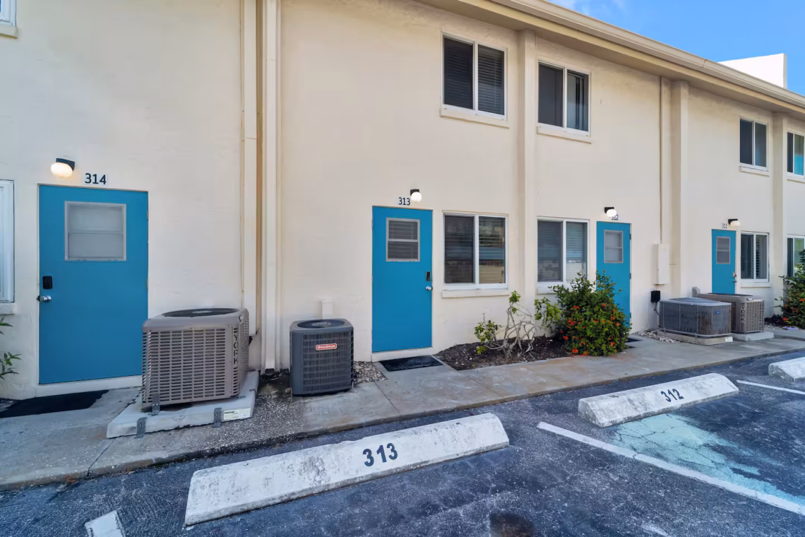 5e36d049 24d2 4dea a5f5 db129a4f15fa